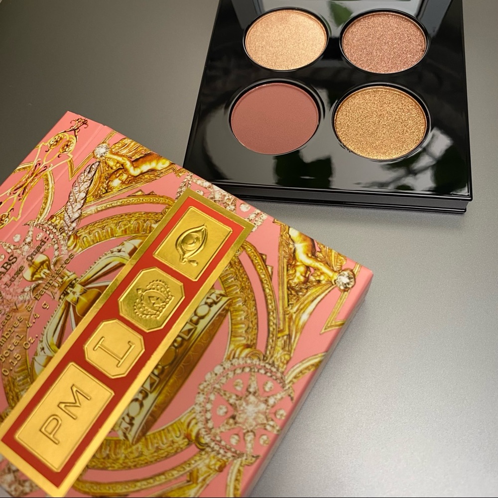 PAT McGRATH LABS Celestial Odyssey Luxe
Ouad “Bronze Borealis” eyeshadow